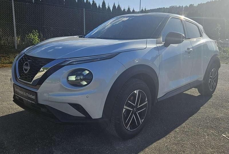White/black Neu 2025 Nissan Juke N-Connecta SUV | 26.490 € (Fairer Preis) - Bild 1/4