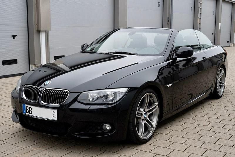 Schwarz Gebraucht 2013 BMW 335 Cabriolet M Sport Cabrio | 33.000 € - Bild 1/4