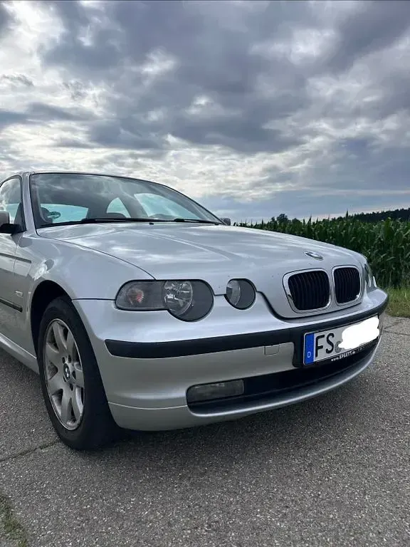 Gebraucht BMW 316 116 PS (85 kW) 2004 Silber Limousine