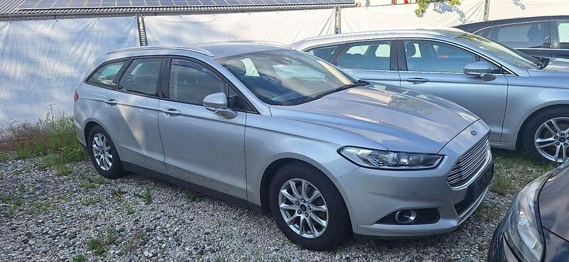 Gebraucht Ford Mondeo Business Edition 150 PS (110 kW) 2016 Silber Limousine