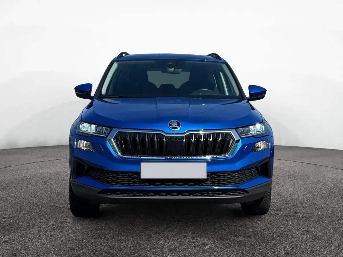 Gebraucht Skoda Karoq Selection 150 PS (110 kW) 2025 Raceblau SUV
