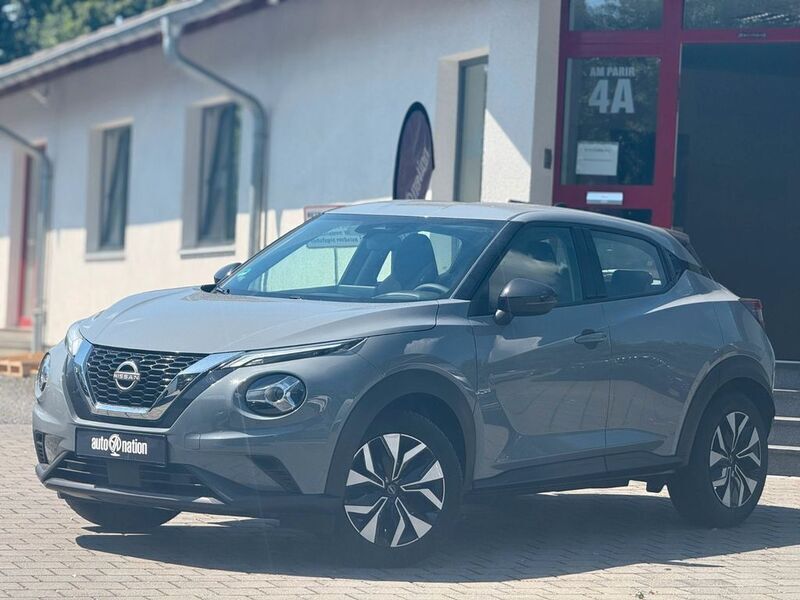 Grau Gebraucht 2024 Nissan Juke Acenta SUV | 15.540 € (Superpreis) - Bild 1/4