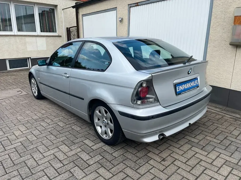 Gebraucht BMW 318 143 PS (105 kW) 2002 Silber Coupé