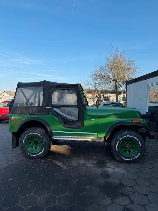 Gebraucht Jeep CJ 150 PS (110 kW) 1974 Grün SUV