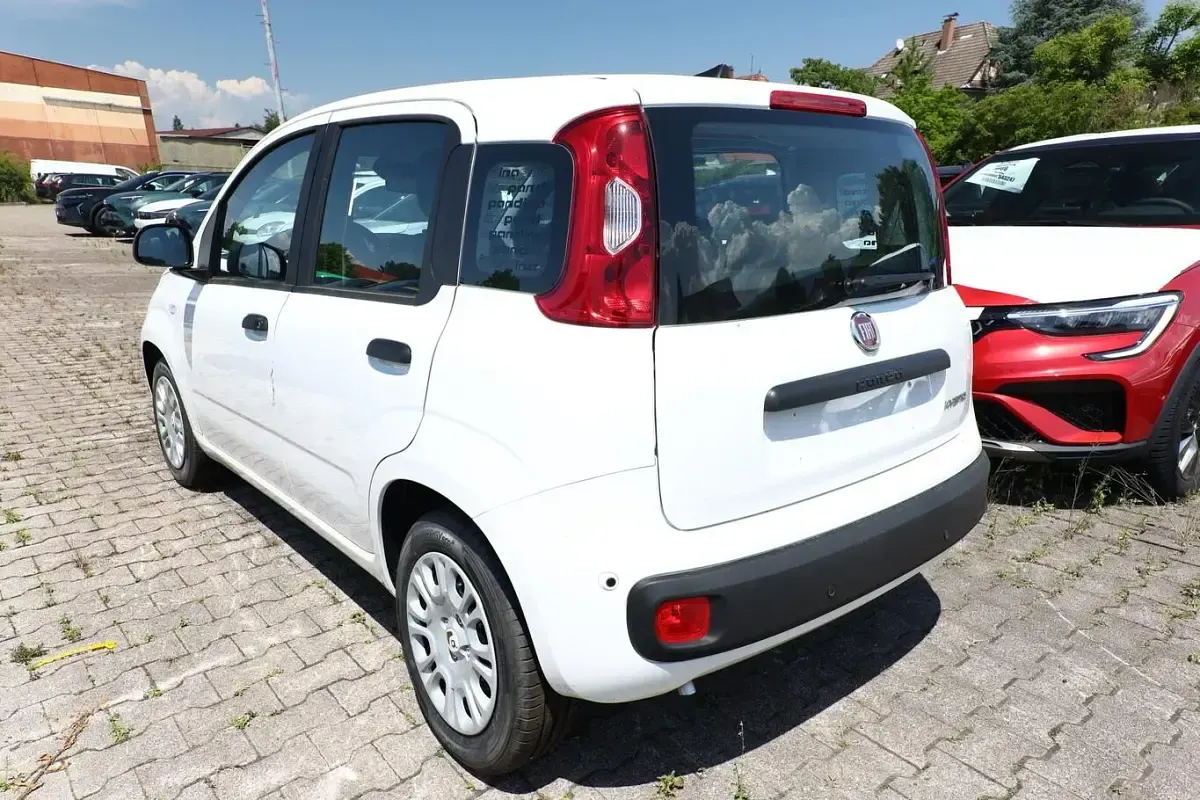 Neu Fiat Panda Icon 65 PS (47 kW) 2026 Gelato weiß Kleinwagen