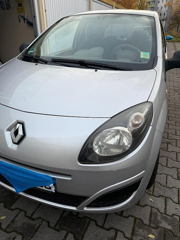 Silber Gebraucht 2007 Renault Twingo Kleinwagen | 1.660 € - Bild 1/4