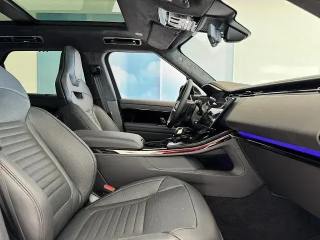 Gebraucht Land Rover Range Rover Sport 635 PS (467 kW) 2026 Narvik black SUV