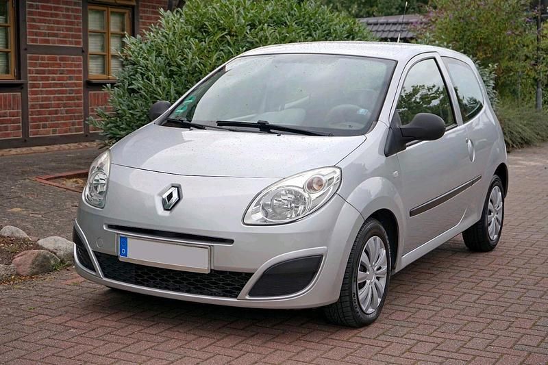 Silber Gebraucht 2008 Renault Twingo Dynamique Kleinwagen | 2.650 € (Fairer Preis) - Bild 1/4