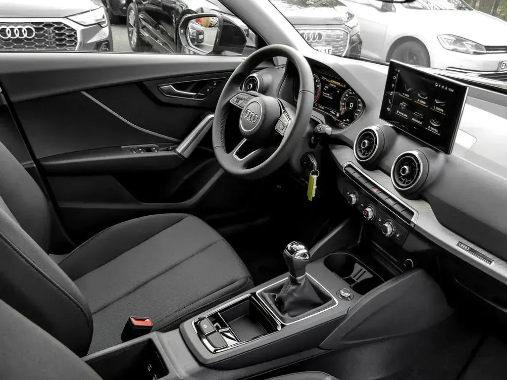 Gebraucht Audi Q2 Advanced 116 PS (85 kW) 2025 Brillantschwarz SUV
