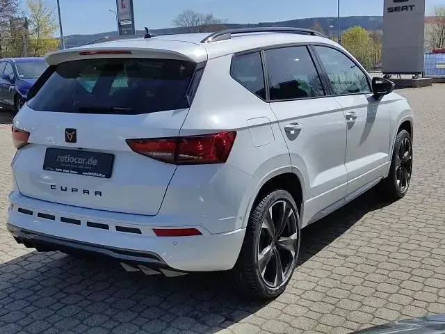 Neu Cupra Ateca 190 PS (139 kW) 2026 Glacial/nevada weiss metallic SUV