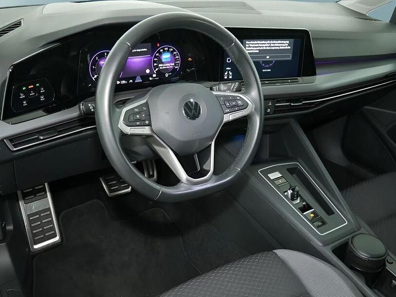 Gebraucht VW Golf VIII 150 PS (110 kW) 2022 Weiß Kleinwagen