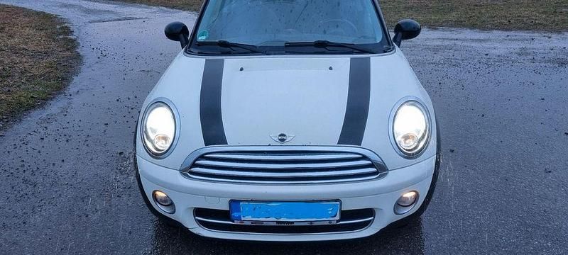 Gebraucht Mini Cooper D 109 PS (80 kW) 2009 Weiß Kleinwagen