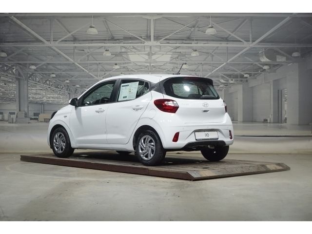 Gebraucht Hyundai i10 Select 63 PS (46 kW) 2025 Weiß Kleinwagen