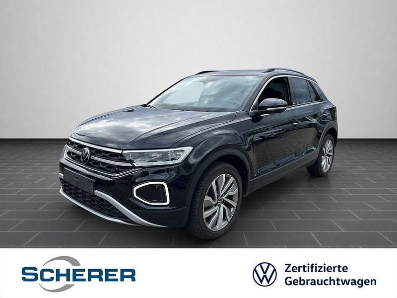Deep black perleffekt (metallic) Gebraucht 2023 VW T-Roc Move SUV | 26.080 € (Fairer Preis) - Bild 1/4