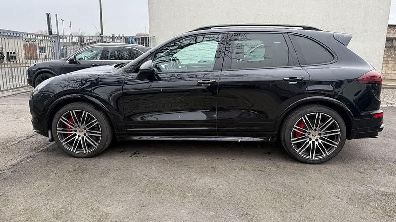 Gebraucht Porsche Cayenne GTS 441 PS (324 kW) 2017 Schwarz SUV