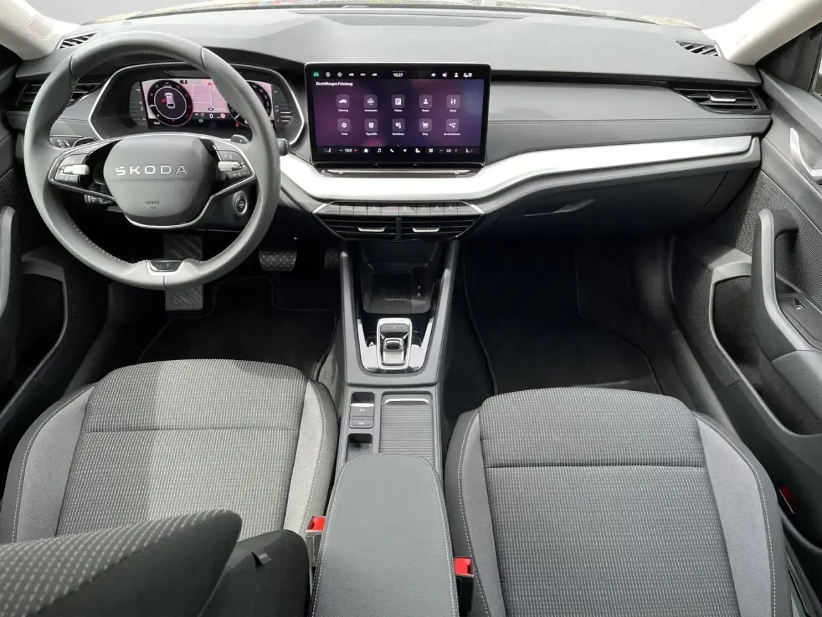 Gebraucht Skoda Octavia Selection 150 PS (110 kW) 2025 Blackmagic perleffekt (metallic) Kombi