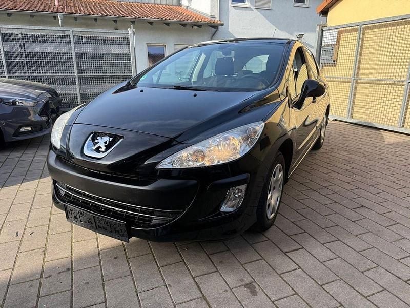 Gebraucht Peugeot 308 120 PS (88 kW) 2011 Schwarz Limousine