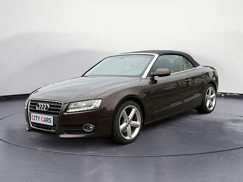 Braun Gebraucht 2011 Audi A5 Cabriolet Ambiente Cabrio | 12.990 € (Guter Preis) - Bild 1/4