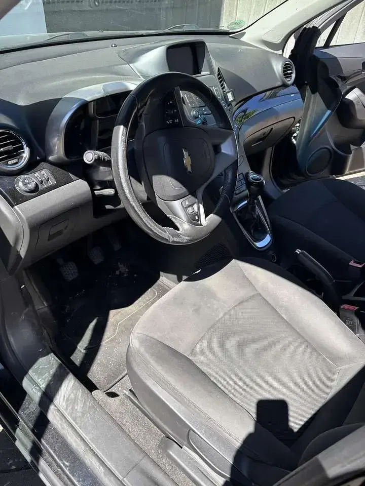 Gebraucht Chevrolet Orlando LT 140 PS (102 kW) 2012 Schwarz Van / Kleinbus