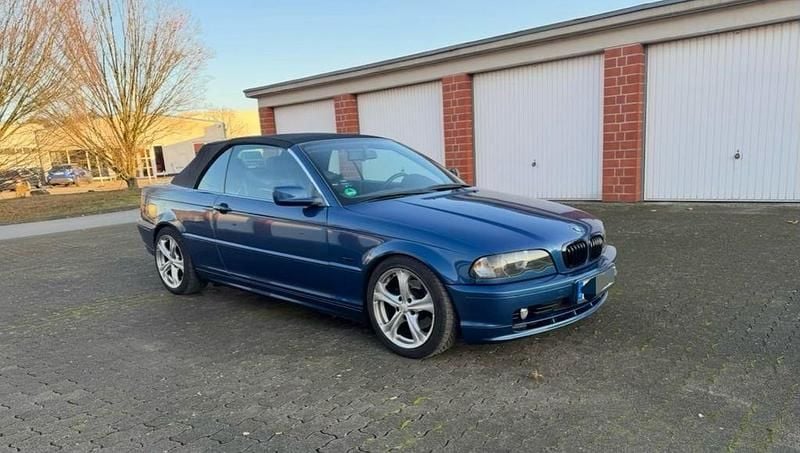 Gebraucht BMW 320 Cabriolet 170 PS (125 kW) 2000 Blau Cabrio