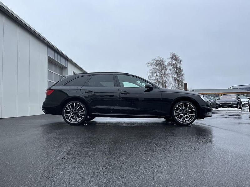 Gebraucht Audi A4 Advanced 204 PS (150 kW) 2023 Schwarz Kombi