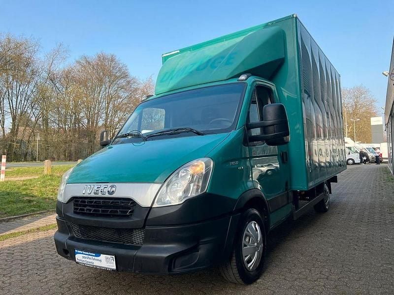 Gebraucht Iveco Daily 170 PS (125 kW) 2012 Grün Van / Kleinbus