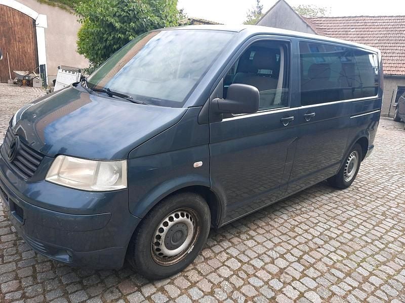 Grau Gebraucht 2007 VW T5 Van | 7.949 € (Fairer Preis) - Bild 1/4