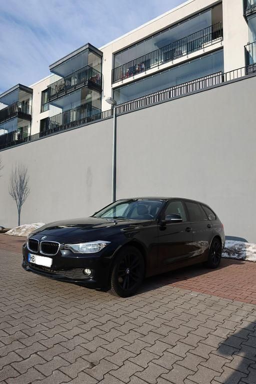 Gebraucht BMW 320 184 PS (135 kW) 2014 Schwarz Kombi