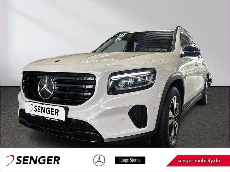 Weiß Gebraucht 2024 Mercedes GLB200 Progressive SUV | 34.990 € (Etwas zu teuer) - Bild 1/3