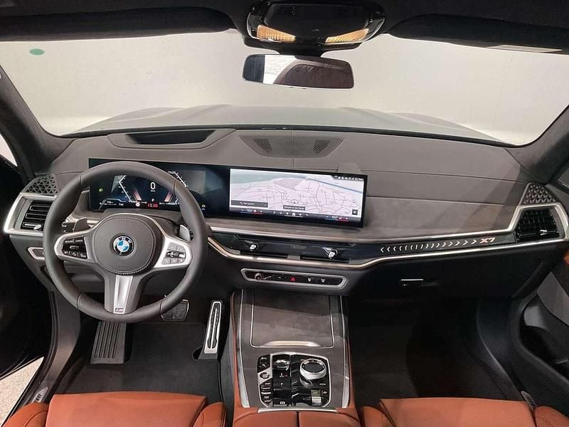 Gebraucht BMW X7 352 PS (258 kW) 2025 Saphirschwarz SUV
