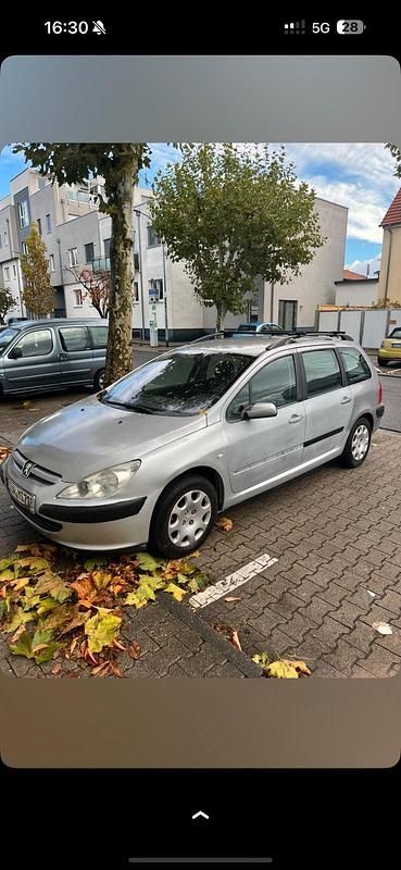 Silber Gebraucht 2005 Peugeot 307 Kombi | 799 € - Bild 1/4