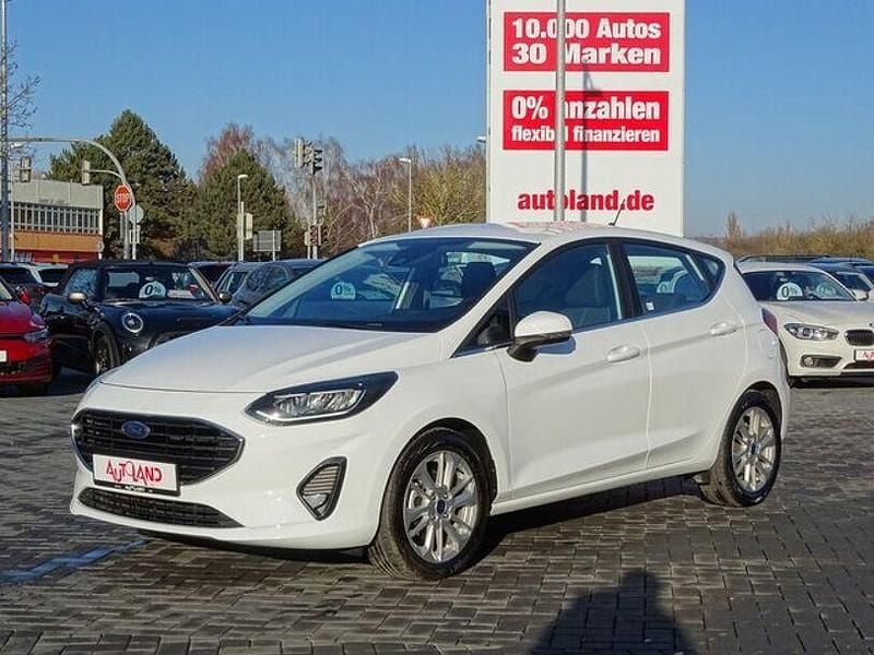 Gebraucht Ford Fiesta Titanium 125 PS (91 kW) 2022 Weiß Kleinwagen
