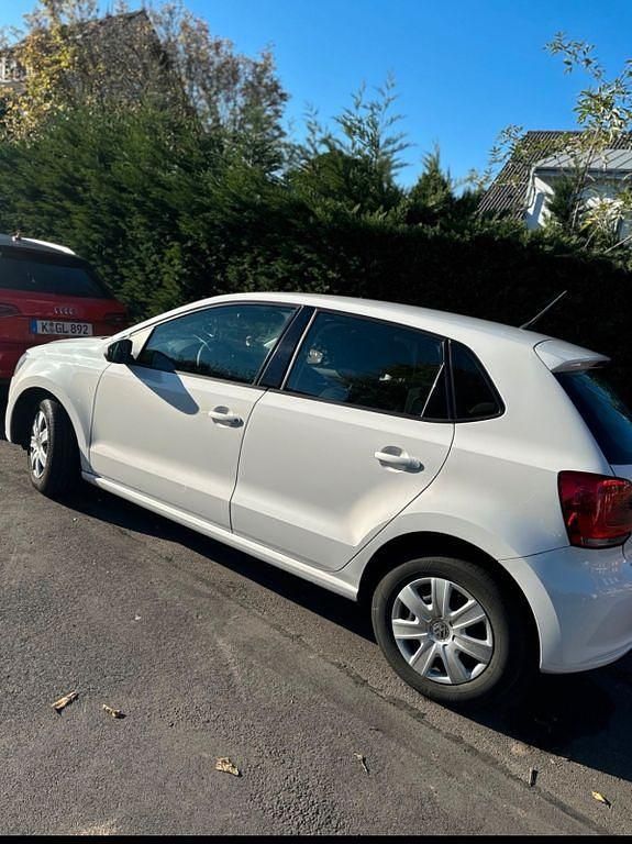 Gebraucht VW Polo 69 PS (50 kW) 2014 Limousine