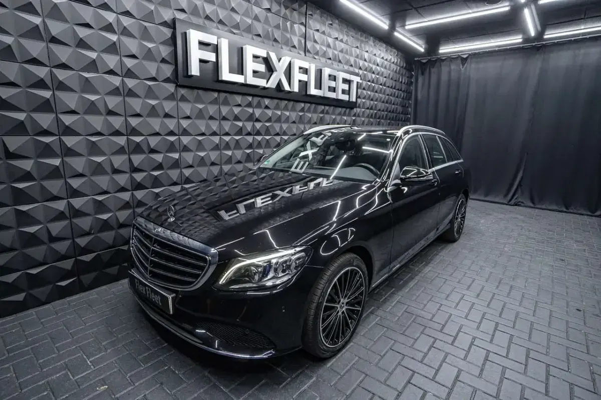 Gebraucht Mercedes C400 Exclusive 333 PS (244 kW) 2020 Obsidianschwarz  metalliclack Kombi
