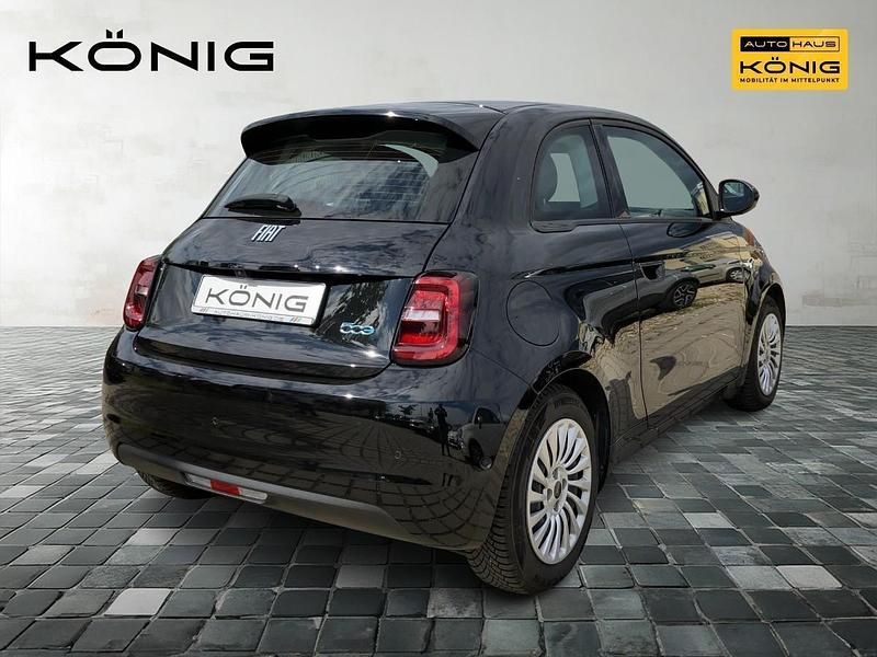 Gebraucht Fiat 500e 86 kW (118 PS) 2023 Schwarz Kleinwagen