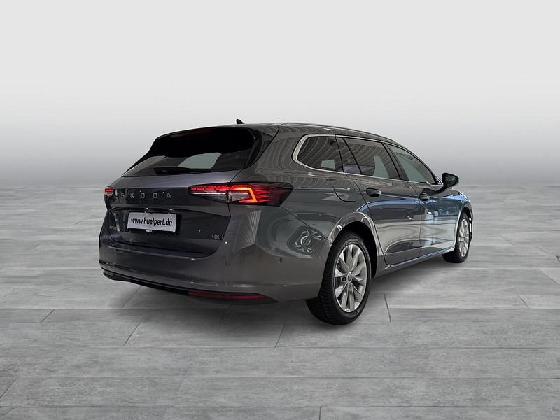 Gebraucht Skoda Superb Selection 193 PS (141 kW) 2025 Grau Kombi