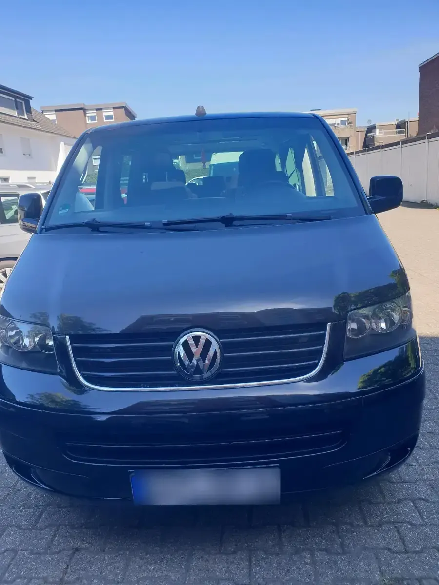 Gebraucht VW Multivan 174 PS (127 kW) 2004 Schwarz Van / Kleinbus