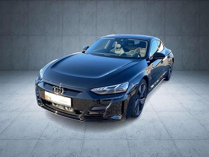 Gebraucht Audi e-tron GT quattro 439 kW (598 PS) 2023 Mythosschwarz metallic Limousine