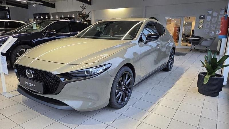 Gelb Neu 2025 Mazda 3 Limousine | 27.490 € - Bild 1/2