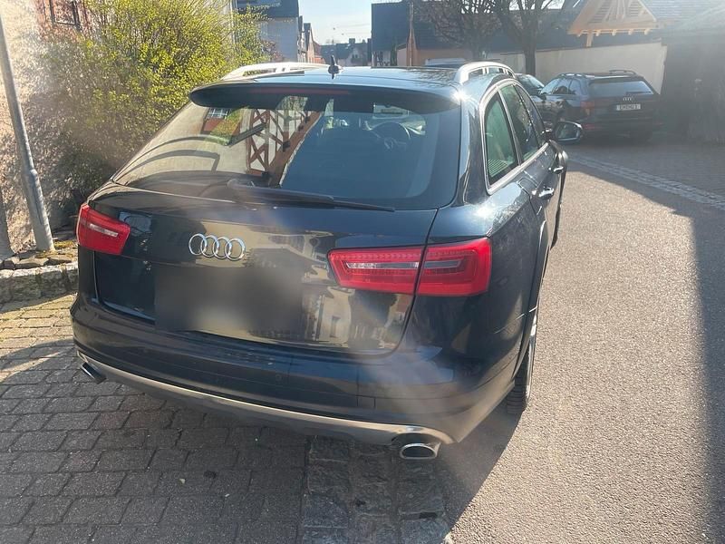 Gebraucht Audi A6 Allroad 313 PS (230 kW) 2013 Blau Kombi