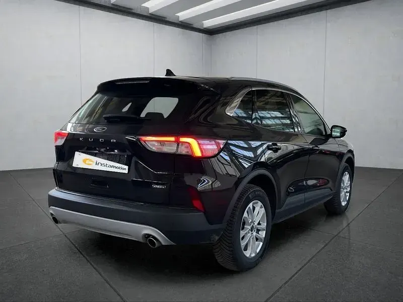 Gebraucht Ford Kuga Titanium 224 PS (164 kW) 2022 Schwarz SUV