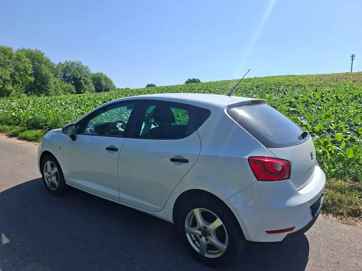 Gebraucht Seat Ibiza Reference 86 PS (63 kW) 2014 Weiß Limousine