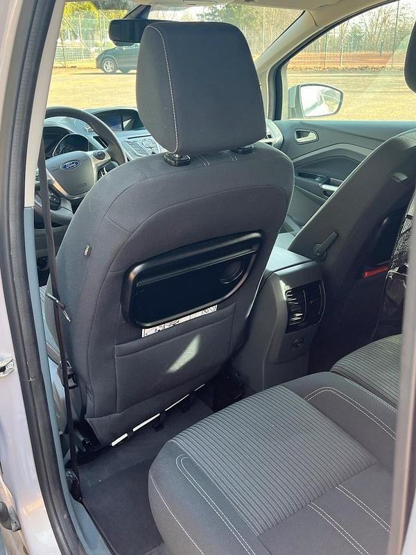 Second-hand Ford C-MAX 150 CP (110 kW) 2011 Argintiu Monovolum