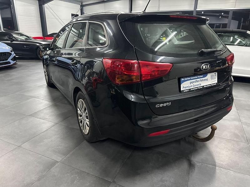 Gebraucht Kia Ceed Sportswagon 136 PS (100 kW) 2016 Schwarz Kombi