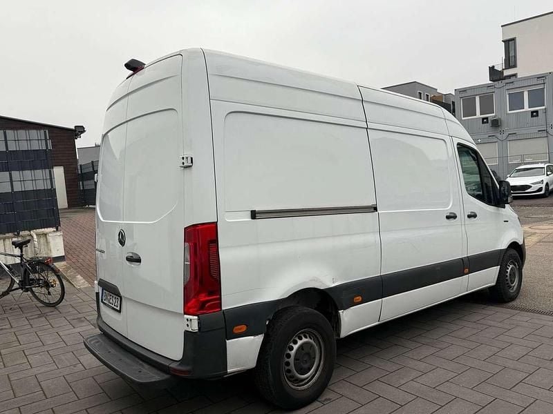 Gebraucht Mercedes Sprinter 85 kW (116 PS) 2021 Arktikweiss Van