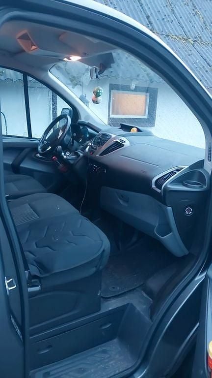 Gebraucht Ford Transit Custom 131 PS (96 kW) 2016 Grau Van / Kleinbus