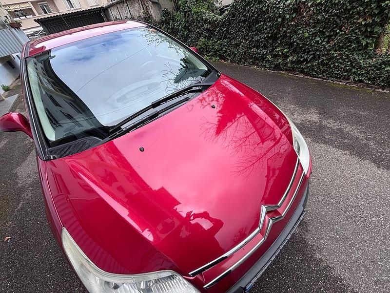 Gebraucht Citroën C4 Tendance 120 PS (88 kW) 2009 Rot Limousine