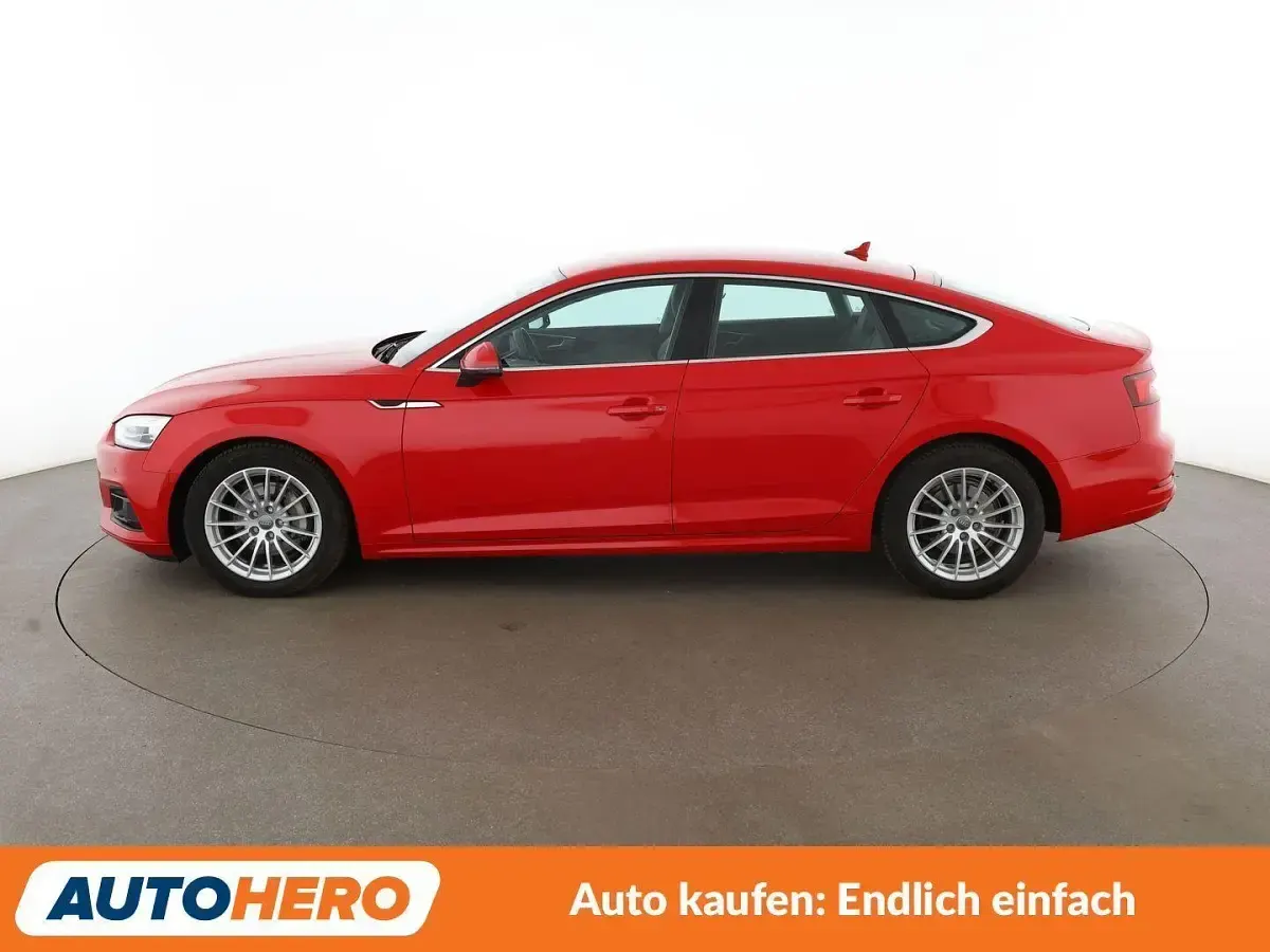 Gebraucht Audi A5 Sportback Comfort 218 PS (160 kW) 2018 Rot Kleinwagen