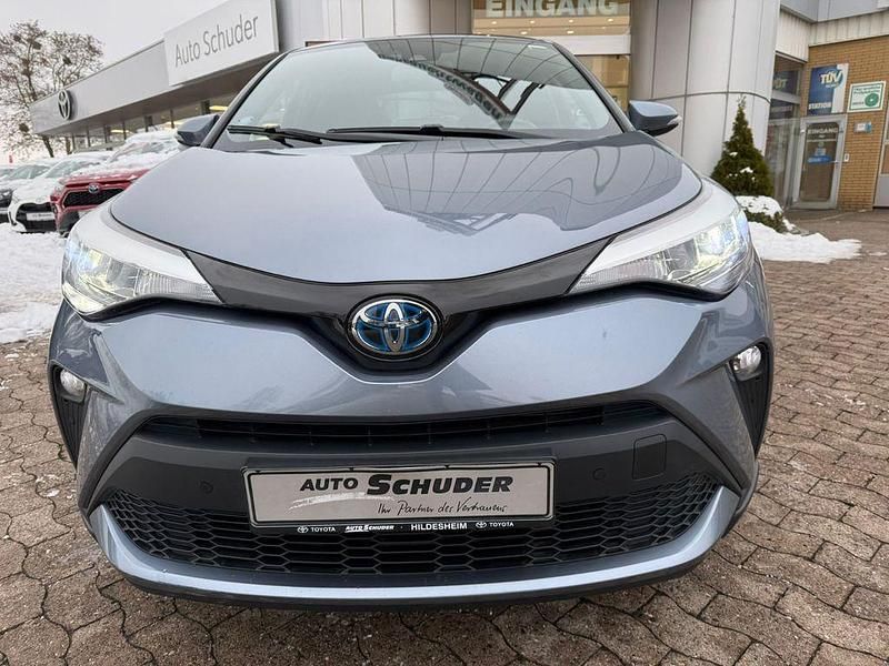 Gebraucht Toyota C-HR Team 122 PS (89 kW) 2021 Grau SUV