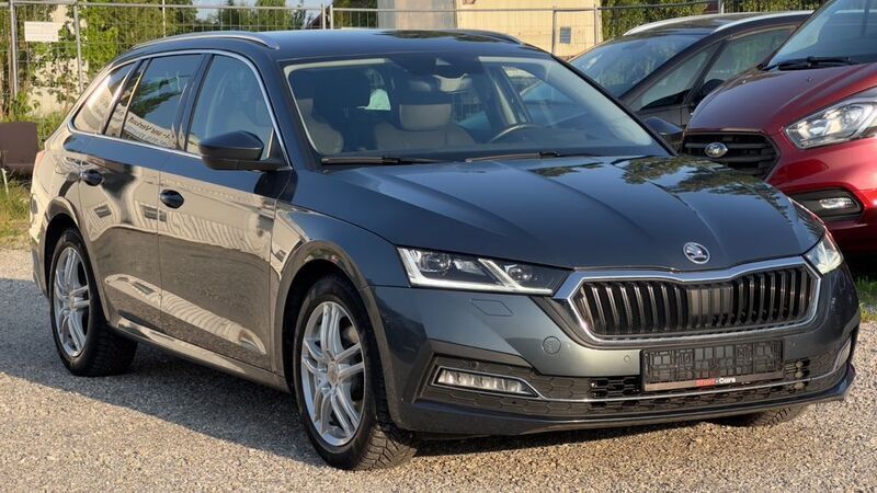 Grau Gebraucht 2021 Skoda Octavia Style Kombi | 22.890 € (Fairer Preis) - Bild 1/4